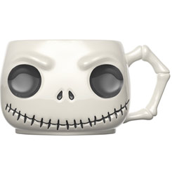 Taza POP! Home Jack Skellington. Esta preciosa taza está realizada en cerámica con una capacidad aproximada de 350 ml. Revive las escenas más entrañables del carismático Jack Skellington. 