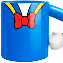 Taza Oficial del torso del Pato Donald, saborea tu bebida preferida en uno de los personajes más carismáticos de los protagonistas de los clásicos de Walt Disney, el fiel amigo de Mickey Mouse será tu aliado para deleitarte de tu bebida. 