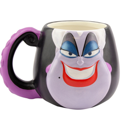 Malefica taza en forma de Úrsula basada en la fabuloso clásico de Disney La Sirenita. Esta preciosa taza está realizada en cerámica con unas medidas aproximadas de 15.3 x 11.2 cm. 