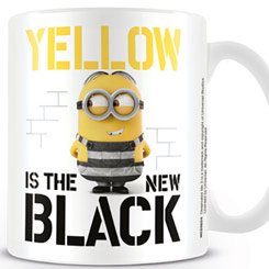 Fantástica taza de Gru: Mi villano favorito con el texto Yellow Is The New Black, revive las situaciones pintorescas de los Minions