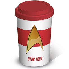 Taza de Viaje Oficial con el motivo de la insignia de Star Trek, revive las aventuras de “Star trek: hasta donde nadie ha llegado antes...”  con esta taza realizada en cerámica con una capacidad de 0,45 litros.