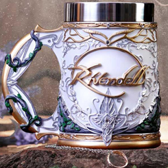 Espectacular Jarra de Cerveza con el motivo de Rivendell basada en la saga de El Señor de los Anillos. Esta preciosa obra de arte está realizada en acero inoxidable y resina con una capacidad 600 ml,
