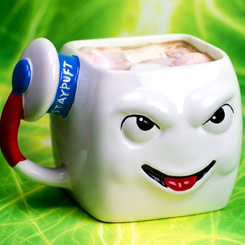 Taza oficial de Warner con la forma de Stay Puft “The Ghostbusters” realizada en cerámica con una capacidad de 0,33 litros, incluye grabados en el exterior.