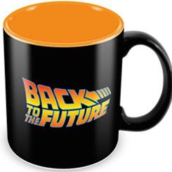 Taza oficial de Regreso al Futuro realizada por la firma Sd Toys. Esta fantástica taza tiene impreso por una cara el logo de la película Back to the Future.